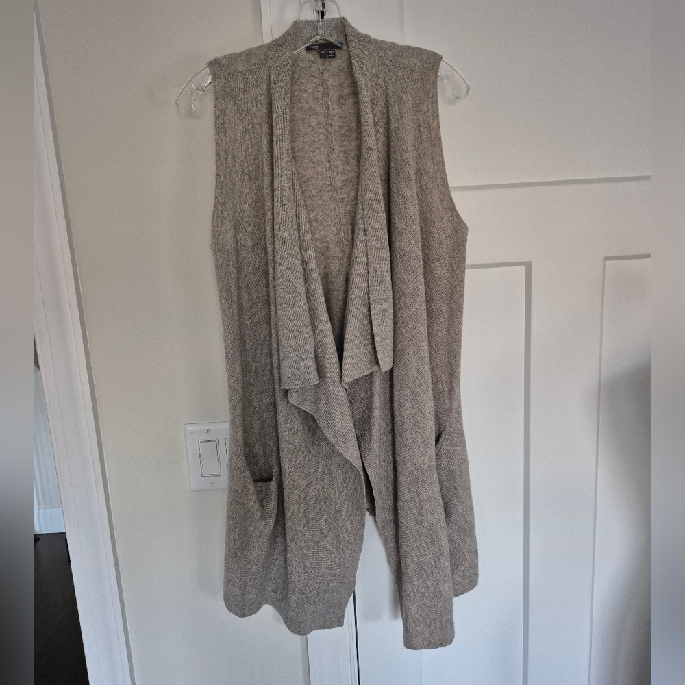 Vince Sweater Gray Wool & Cashmere Cardigan Vest Sleeveless Open Front Size XS - Picture 2 of 8